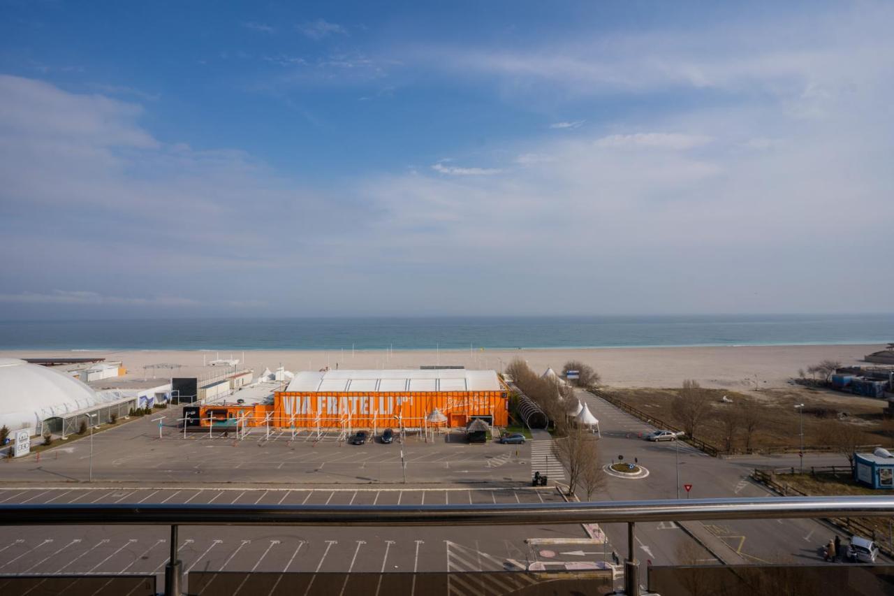 Summerland Sea-View Luxury Apartment Mamaia Bagian luar foto