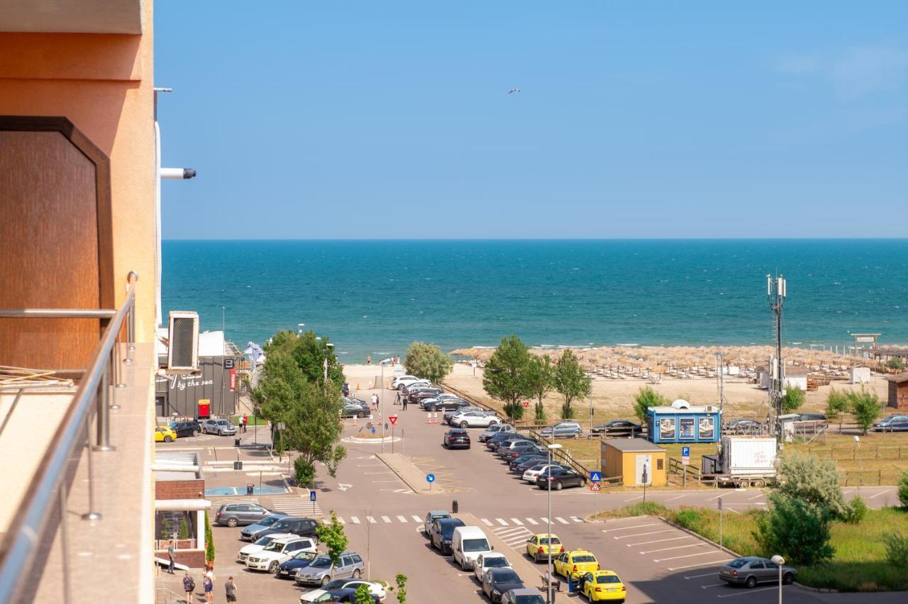 Summerland Sea-View Luxury Apartment Mamaia Bagian luar foto